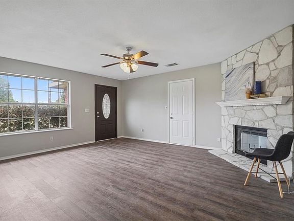 4th image of 8109 Wyatt Dr