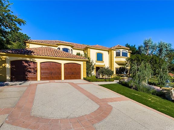 2nd image of 5248 Newcastle Ln