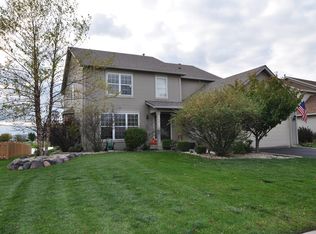 1321 Clifton Dr, Minooka, IL 60447