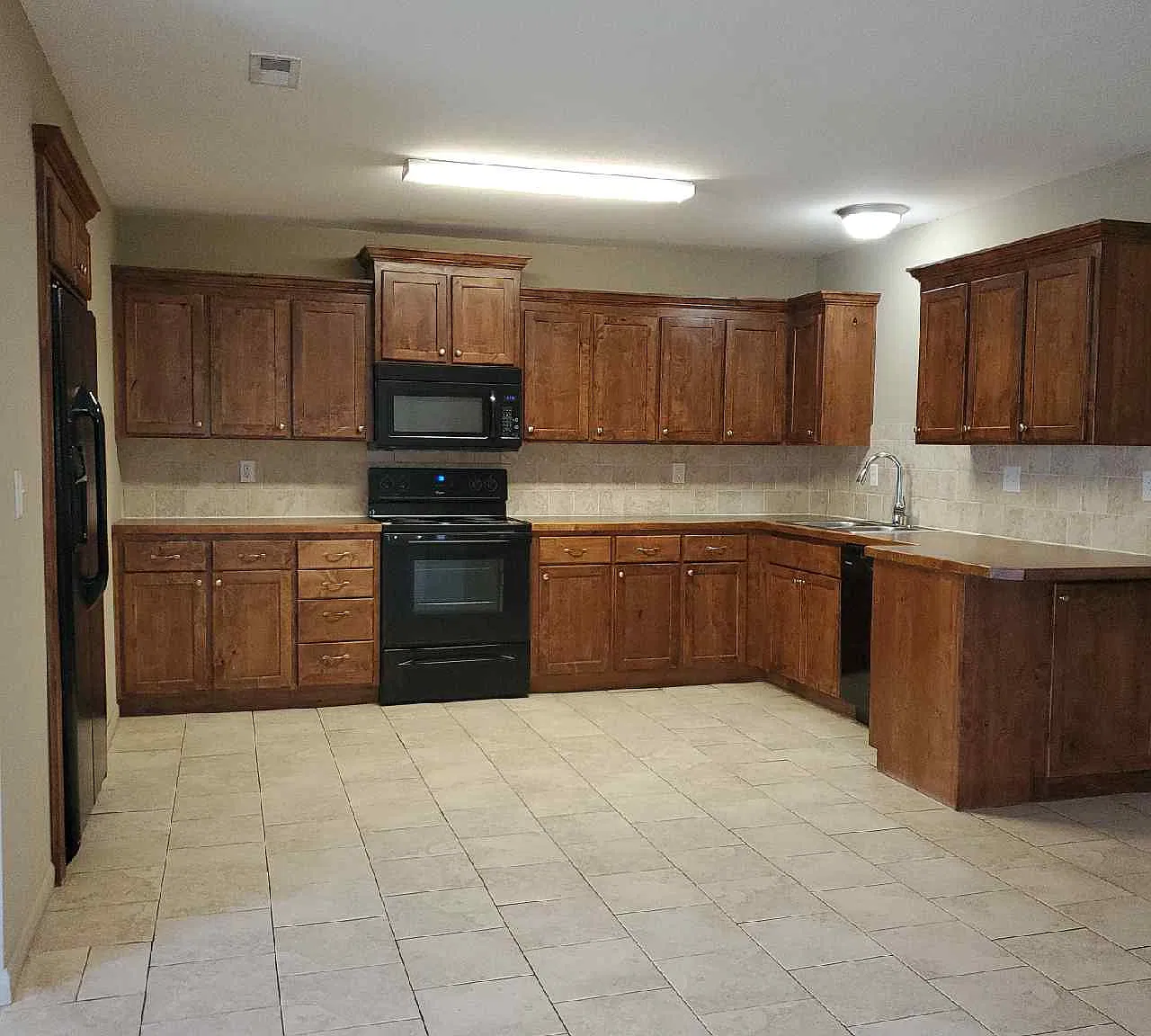 524 W Gay St - B — Photo 4
