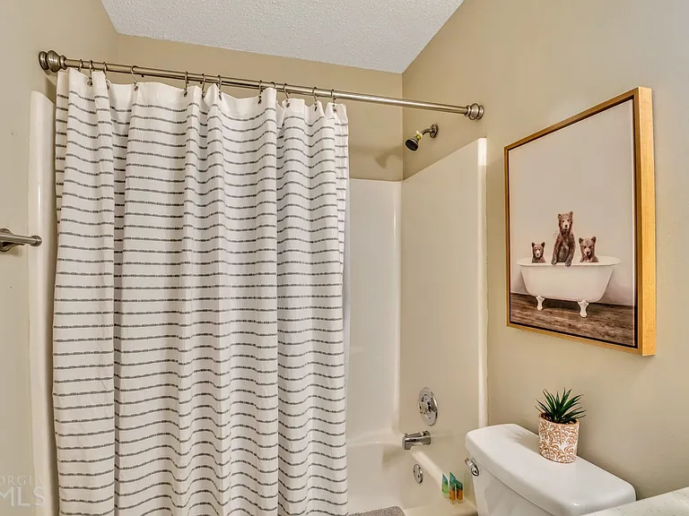 2025 Winsburg Dr NW — Photo 15
