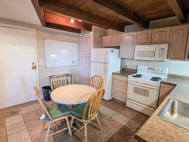 2300 Lodgepole Ct #304C — Photo 6