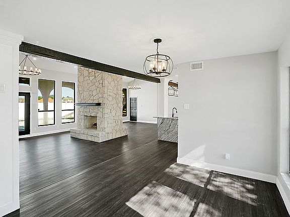 4th image of 6406 Bellac St