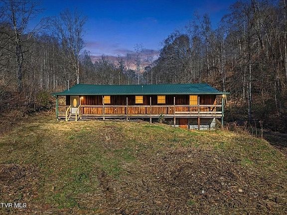 2nd image of 313 Rogers Rd