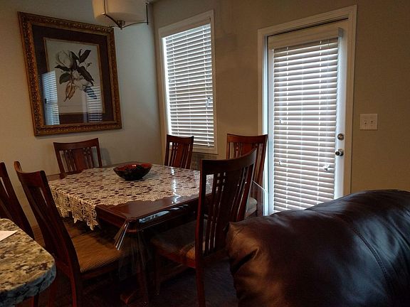 5th image of 105 Davina Dr