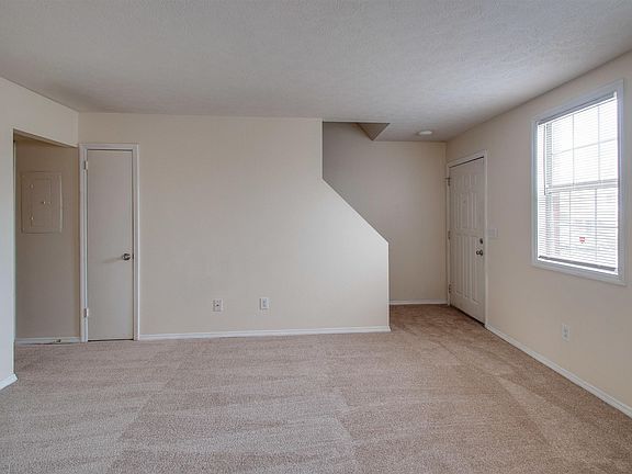 5th image of 1290 Massman Dr