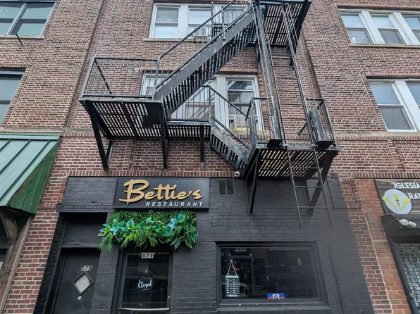 579 West Side Avenue image 1 of 16