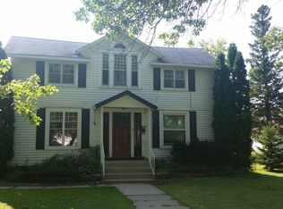 320 3rd Ave SE, Pipestone, MN 56164