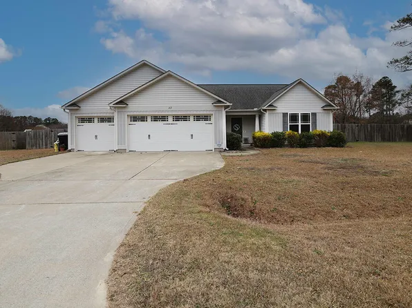 22 Willard Wood Run, Benson, NC 27504