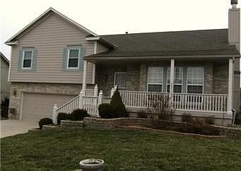 1st image of 10522 Haskell Ave