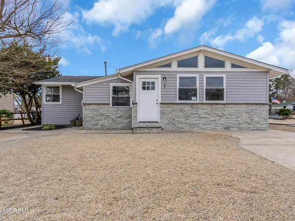 64 Fairway Drive, Tuckerton, NJ 08087