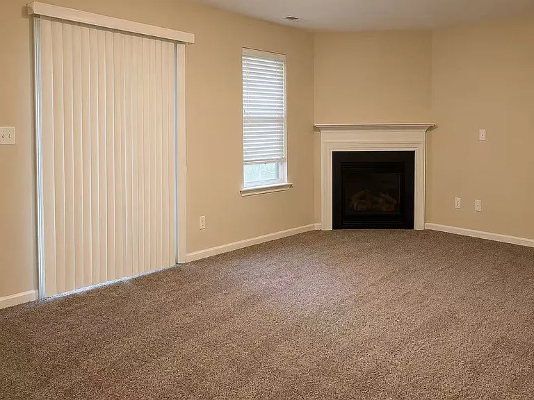 143 Vintage Dr — Photo 21