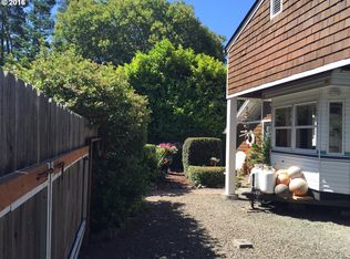 7 Redwood St, Florence, OR