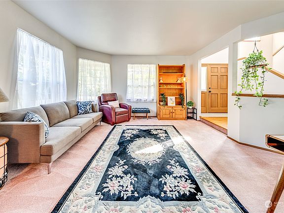 5th image of 10779 Hillsboro Drive NW