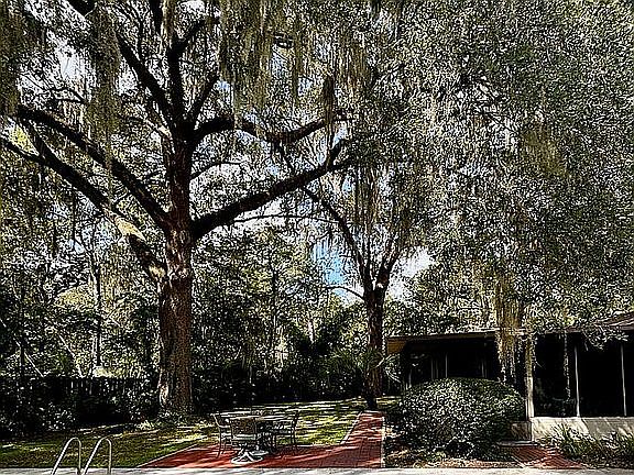 3rd image of 3735 SW 2nd Pl