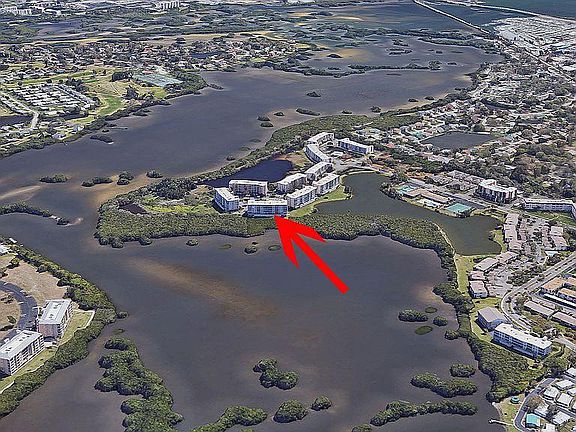 3rd image of 6595 Shoreline Dr #8504