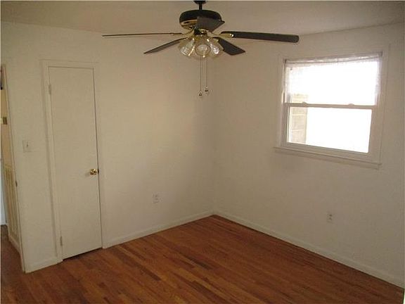 5th image of 203 Stratton Blvd