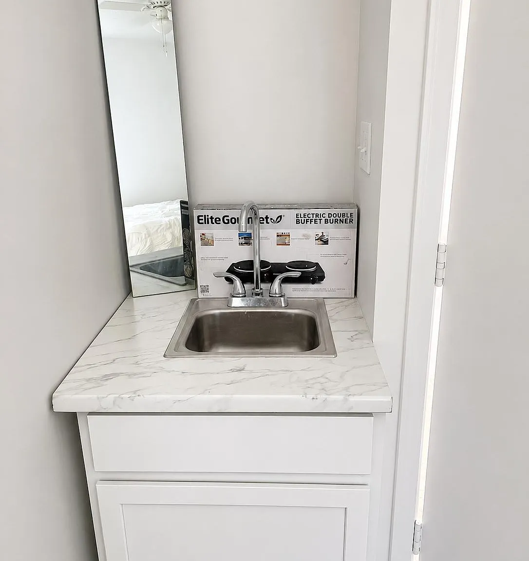 1 bed, 1.0 bath, 300 sqft, $1,027 — Photo 3