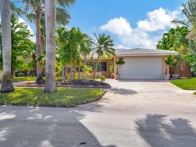 4954 Sarazen Drive, Hollywood, FL, 33021