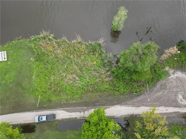 5516 Sharpe Rd, Marrero, LA 70072