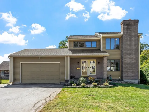 12 Keystone Dr, Leominster, MA 01453