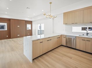 11010 Hortense St, North Hollywood, CA 91602