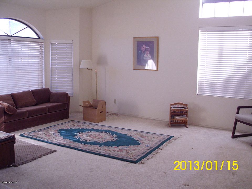 2nd image of 602 S Bay Dr