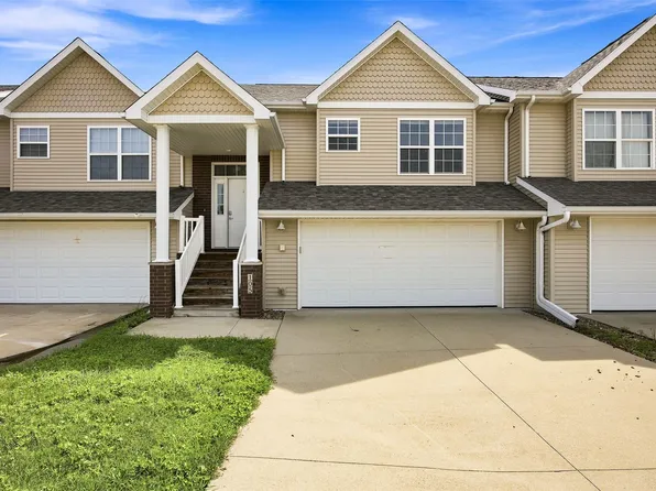 105 Pedersen St, West Branch, IA 52358