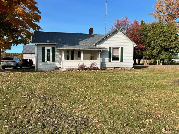 6897 Cass City Rd, Cass City, MI 48726