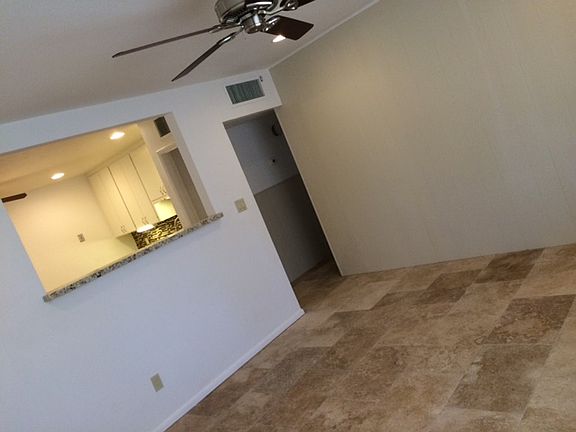 3rd image of 1138 E Diana Ave