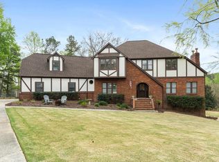 2801 Westwyck Cir, Vestavia, AL 35243