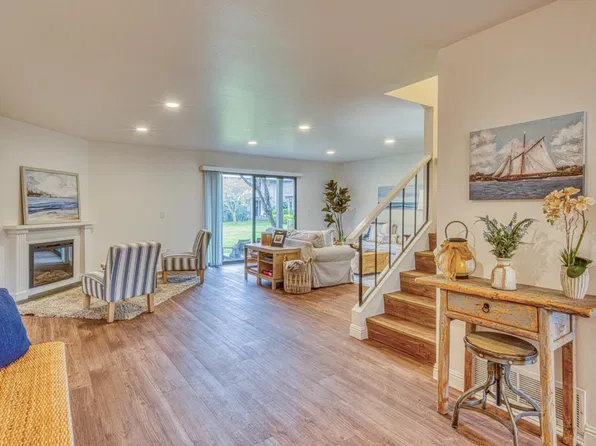 3850 Rio Rd APT 24, Carmel, CA 93923