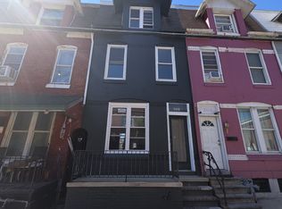 306 S 10th St, Reading, PA 19602