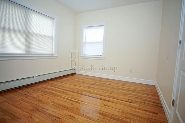 Rented by Bouklis Group | media 22