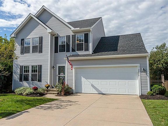 2nd image of 7624 Meadow Brooke Way