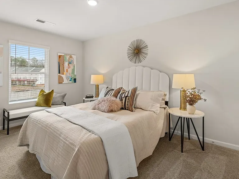 4270 Notting Hill Dr SW — Photo 29