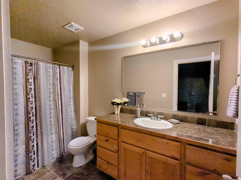 Main Bathroom
