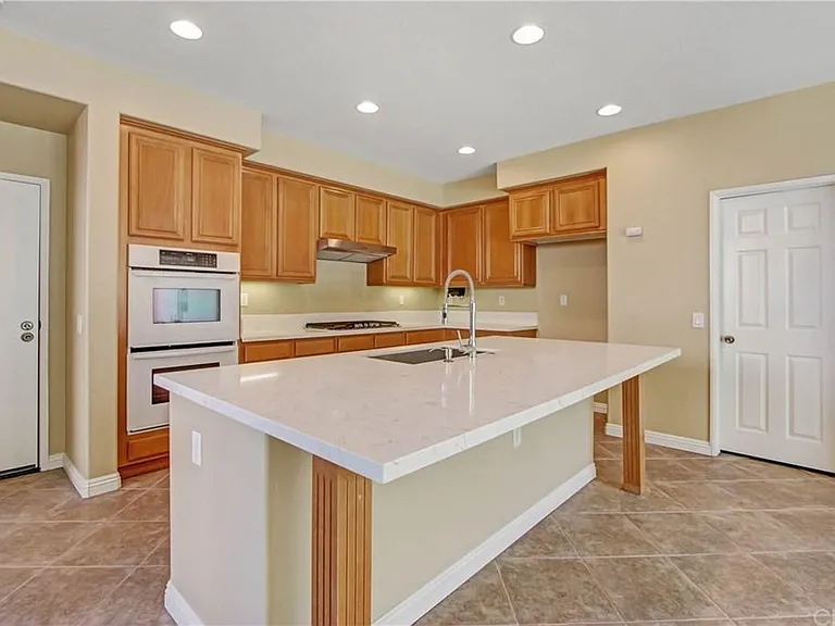 8265 Lavender Ln — Photo 5