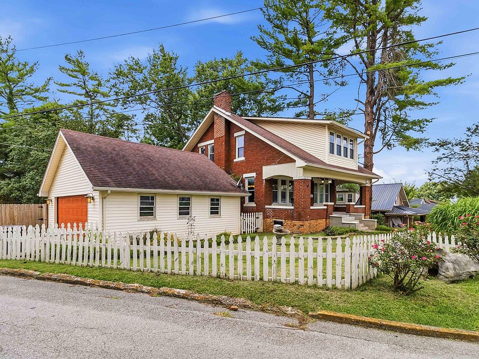 1st image of 138 Crawford Ave