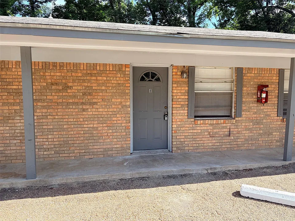 760 Cline St #8