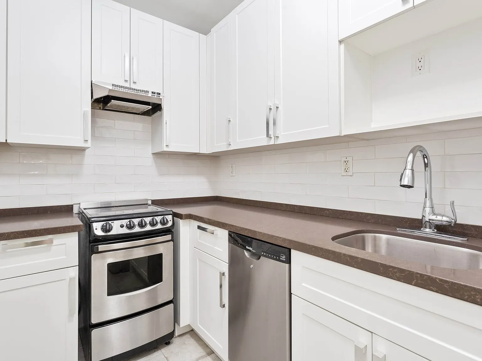 106 Fulton Street — Photo 4