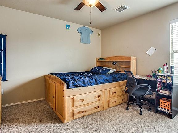 5th image of 1201 Doe Meadow Dr