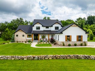 32075 Hidden Hills Dr, Niles, MI 49120