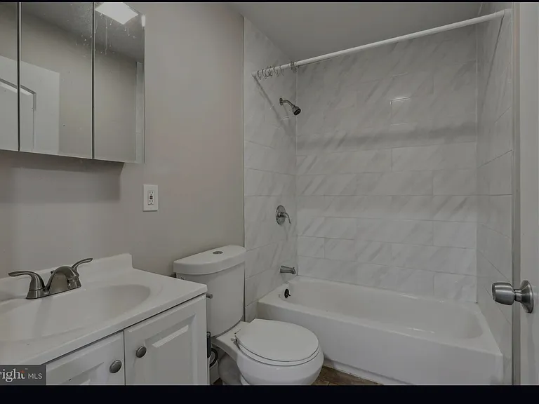 5425 Ridgewood St #2 — Photo 9