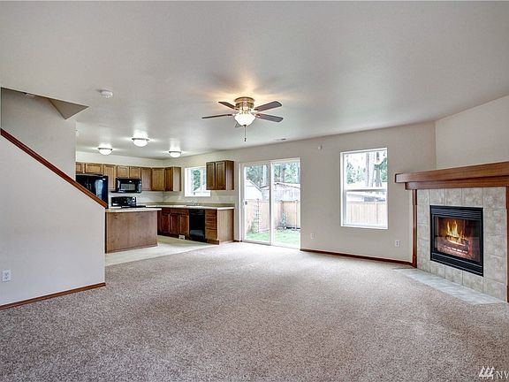 5th image of 5016 203rd Street Ct E