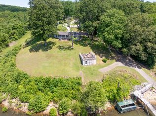 440 Bluff Point Ln, Waverly, TN 37185