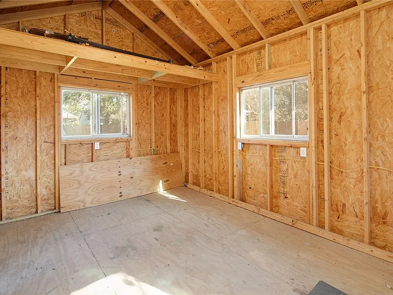 3715 Bridle Ct — Photo 29