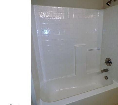 4th image of 16210 Addington Dr #1