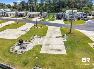 12118 Gateway Dr, Elberta, AL 36530