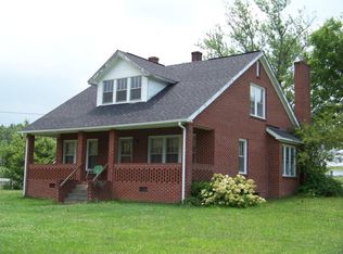 403 Hebron Rd, Galax, VA 24333